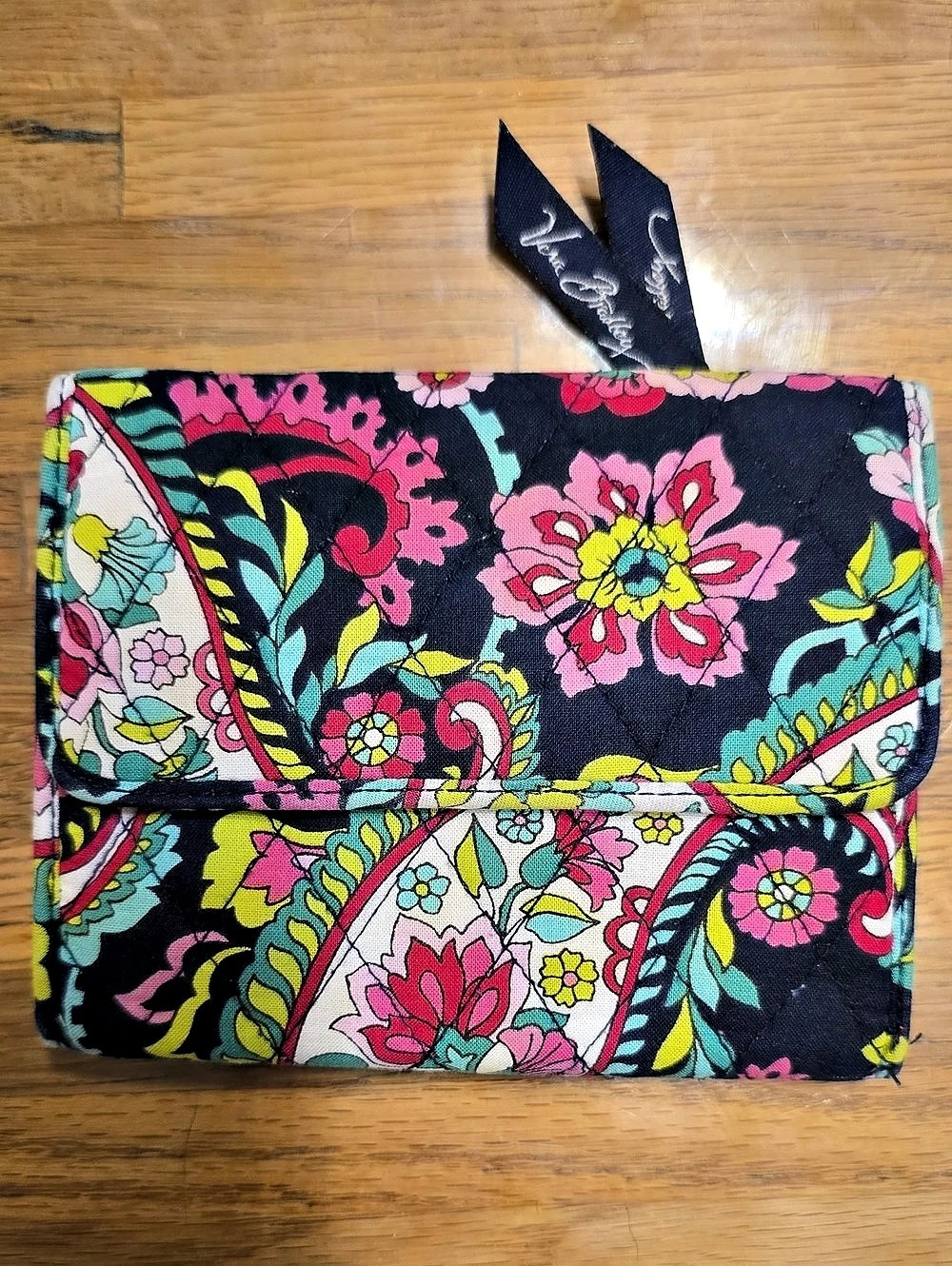 Vera Bradley Turnlock Wallet Floral in Black & Pink